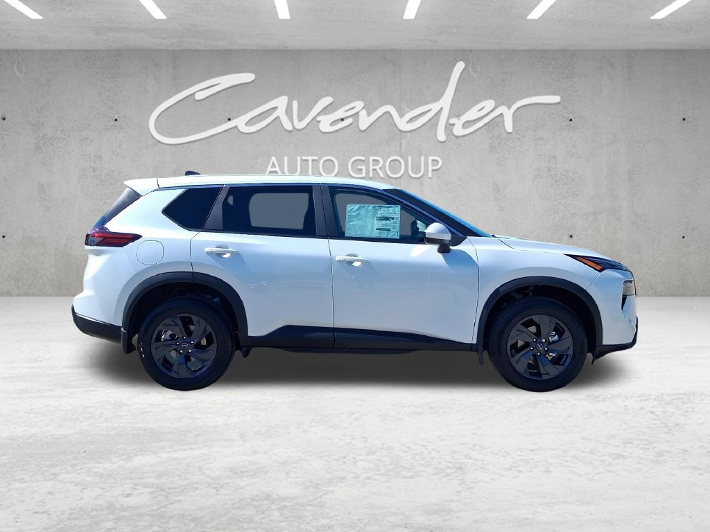 New 2026 Nissan Rogue SV FWD image 18