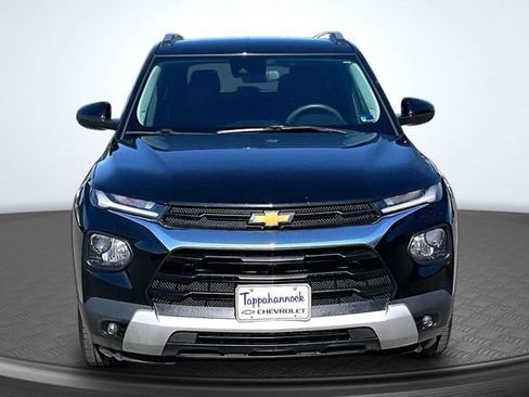 Used 2023 Chevrolet TrailBlazer LT AWD/4WD image 2