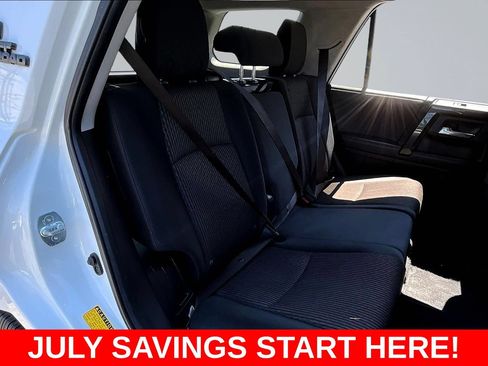 Used 2021 Toyota 4Runner TRD Off-Road AWD/4WD image 31