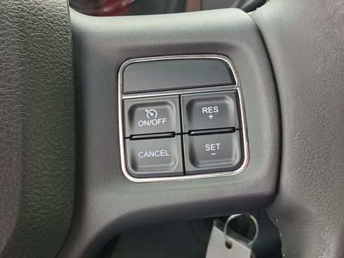 Used 2012 RAM 1500 Laramie image 24