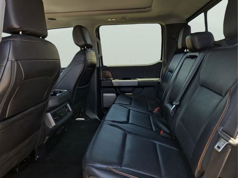Used 2025 Ford F250 Lariat w/ Lariat Ultimate Package AWD/4WD image 19