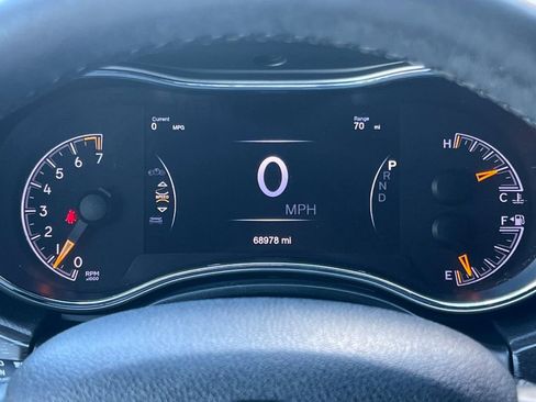 Used 2018 Jeep Grand Cherokee Limited image 26