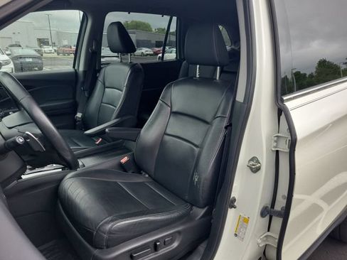 Used 2018 Honda Pilot Touring image 21