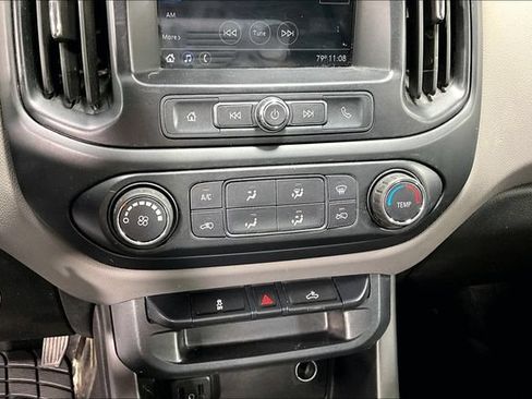 Used 2019 Chevrolet Colorado W/T w/ WT Convenience Package RWD image 4