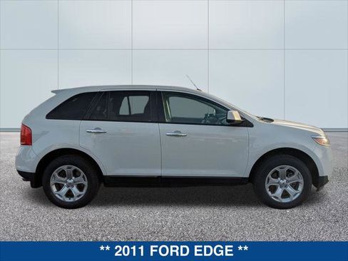 Used 2011 Ford Edge SEL image 6