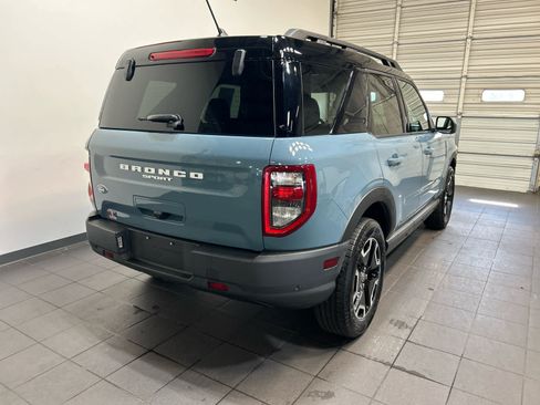 Used 2022 Ford Bronco Sport Outer Banks w/ Tech Package AWD/4WD image 3