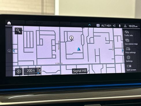 Used 2023 BMW 530e w/ Convenience Package image 22