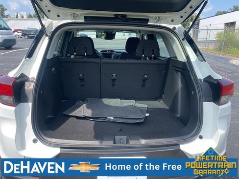 Used 2023 Chevrolet TrailBlazer LS AWD/4WD image 24