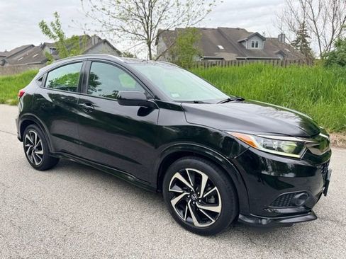 Used 2019 Honda HR-V Sport image 4