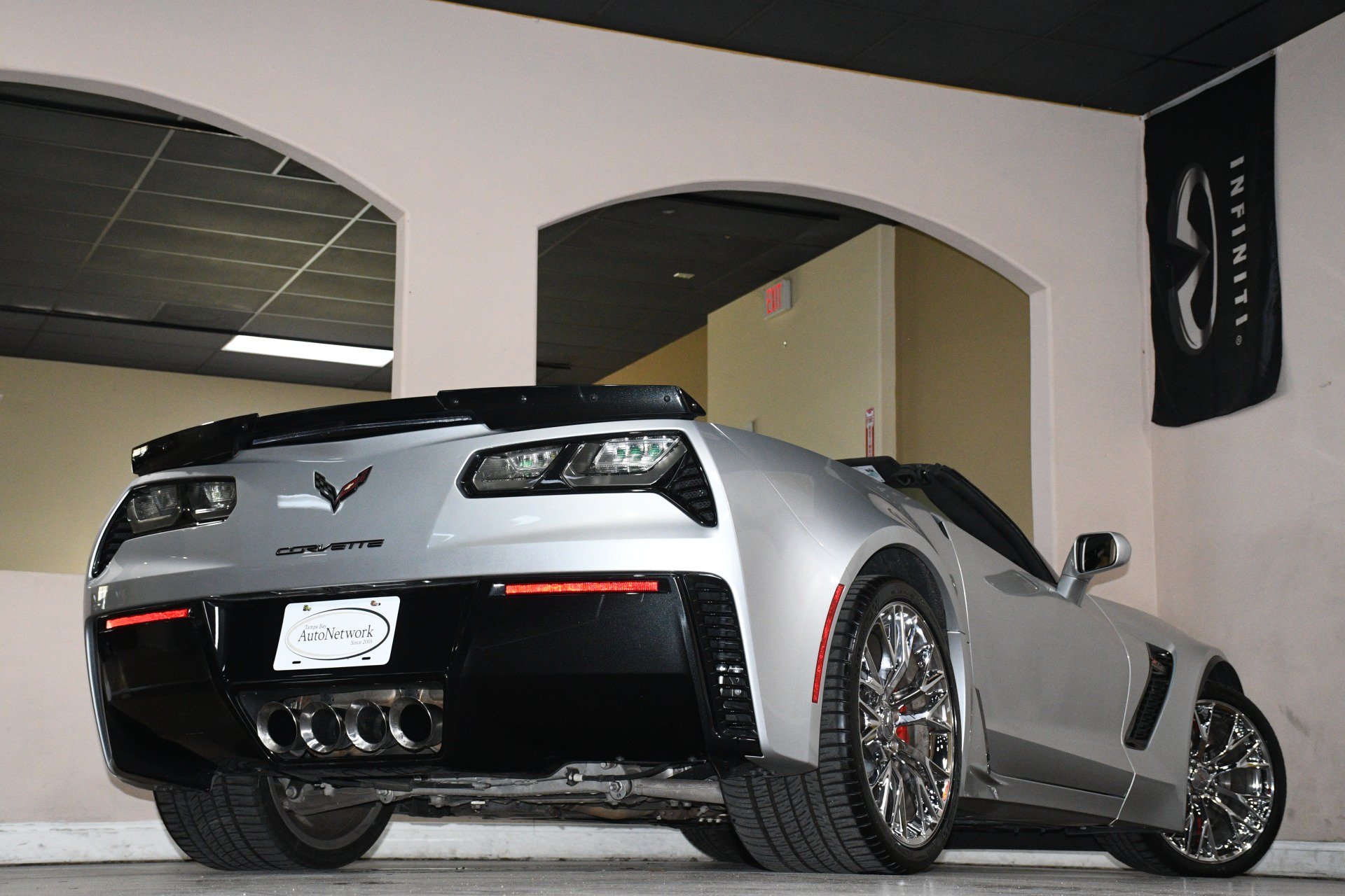 Used 2015 Chevrolet Corvette Z06 w/ 3LZ Preferred Equipment Group RWD image 85