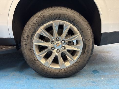 New 2026 Chevrolet Tahoe Premier w/ Sun And Tow Package image 21