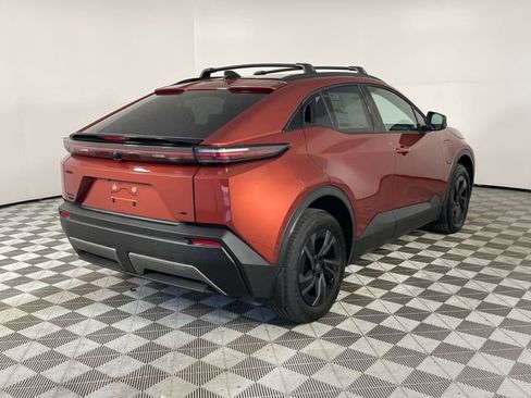 New 2026 Toyota C-HR AWD/4WD image 9