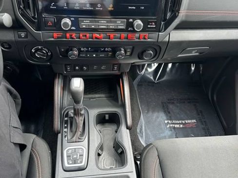 Used 2026 Nissan Frontier PRO-4X AWD/4WD image 17