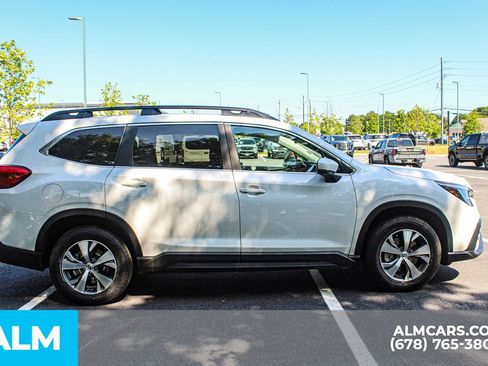 Used 2025 Subaru Ascent Premium AWD/4WD image 8