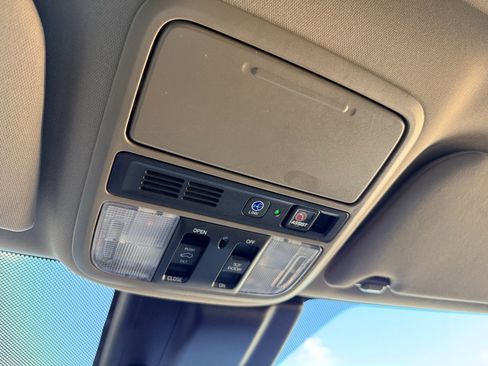 Used 2019 Honda Odyssey Elite image 24