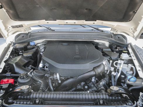 Used 2025 INEOS Grenadier Station Wagon AWD/4WD image 32