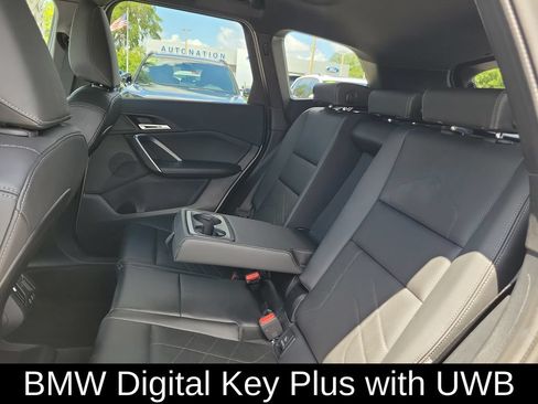 Used 2025 BMW X1 xDrive28i AWD/4WD image 14