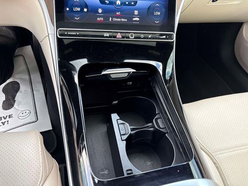 Used 2022 Mercedes-Benz C 300 Sedan image 27