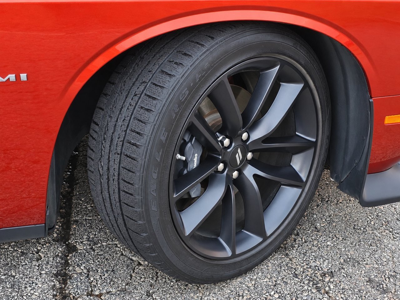Used 2022 Dodge Challenger R/T w/ Shaker Package RWD image 7