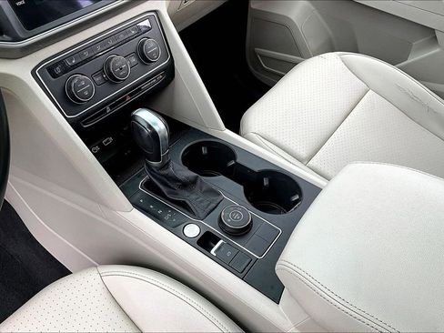 Used 2019 Volkswagen Atlas SE AWD/4WD image 14