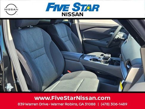 Used 2026 Nissan Rogue SV image 16