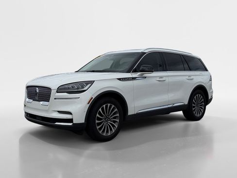 Used 2023 Lincoln Aviator Reserve w/ Equipment Group 201A RWD image 9