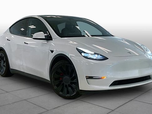Used 2022 Tesla Model Y Performance AWD/4WD image 2