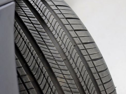 Used 2020 Tesla Model 3 Performance image 37