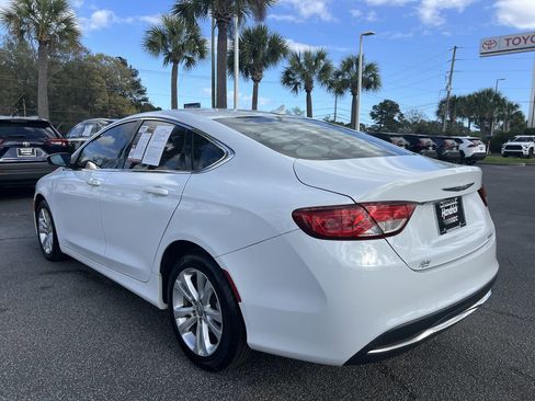 Used 2016 Chrysler 200 Limited w/ Anniversary Edition image 8