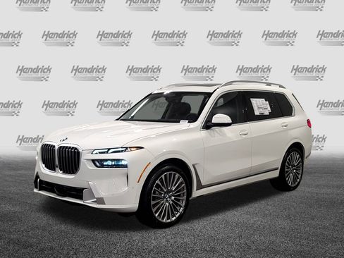 New 2026 BMW X7 xDrive40i AWD/4WD image 3