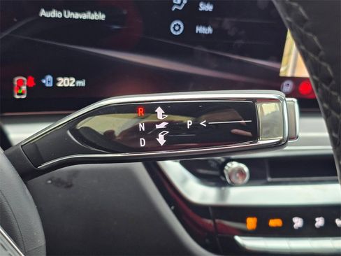 New 2026 Cadillac Lyriq V image 32