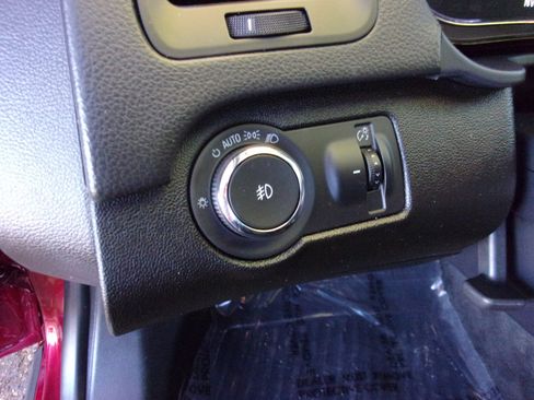 Used 2017 Buick Regal Premium w/ Driver Confidence Package #2 image 19