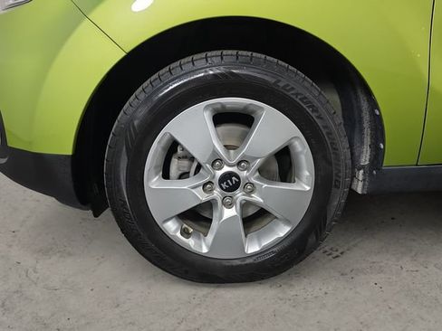 Used 2018 Kia Soul FWD image 9