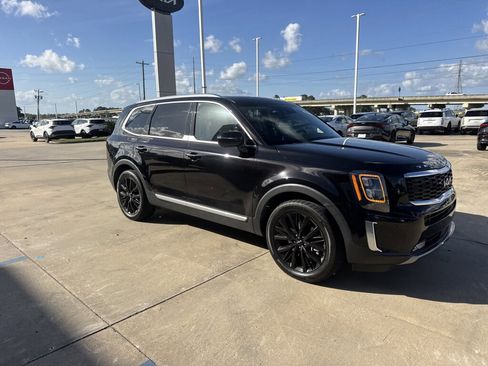 Used 2022 Kia Telluride SX image 11