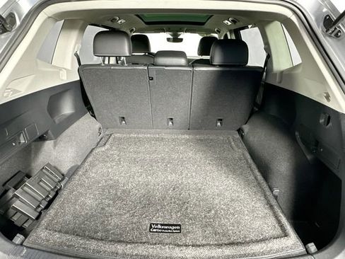 Used 2022 Volkswagen Tiguan SE image 31