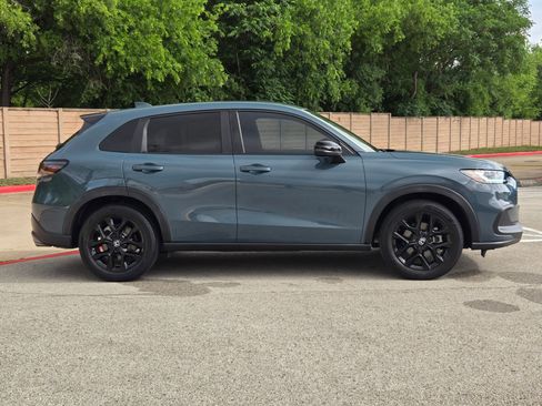 Certified 2024 Honda HR-V Sport image 2