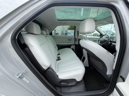 Used 2024 Hyundai Ioniq 5 Limited AWD/4WD image 12