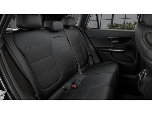 New 2026 Mercedes-Benz GLC 300 image 7