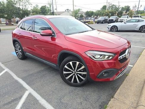 Used 2021 Mercedes-Benz GLA 250 4MATIC image 4