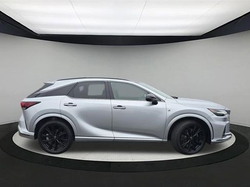Used 2023 Lexus RX 500h F Sport w/ Accessory Package (Z1) AWD/4WD image 8