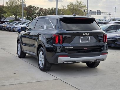 New 2025 Kia Sorento LX