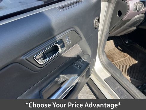 Used 2015 Ford Mustang Coupe image 22