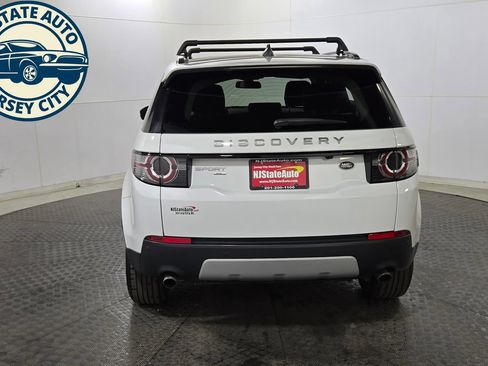 Used 2019 Land Rover Discovery Sport HSE AWD/4WD image 6