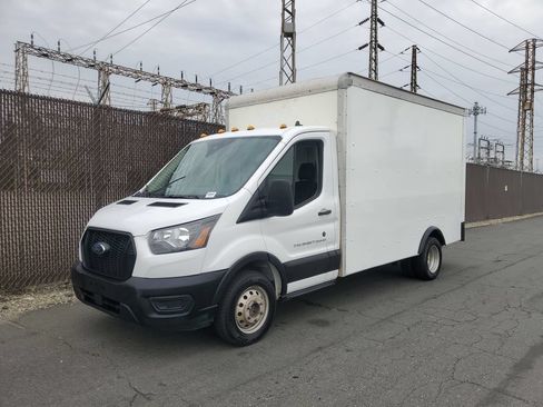 Used 2023 Ford Transit 350 DRW RWD image 9