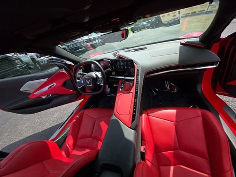 Used 2020 Chevrolet Corvette Stingray Preferred Cpe w/ 2LT Preferred Equipment Group RWD image 10