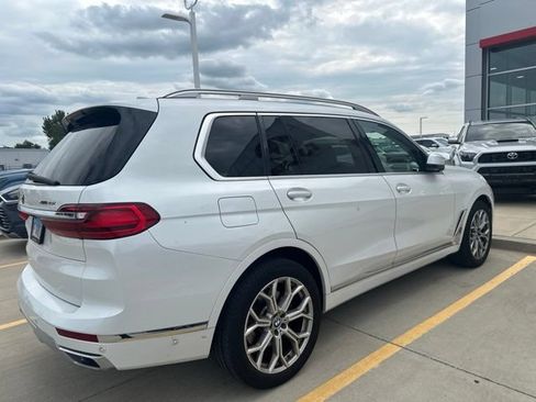 Used 2022 BMW X7 xDrive40i w/ Premium Package AWD/4WD image 3