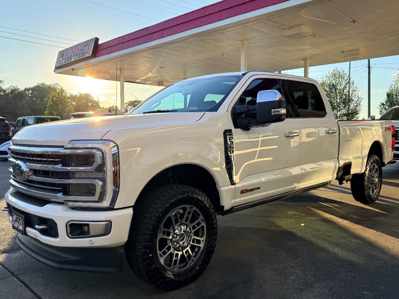 Used 2024 Ford F350 Limited w/ FX4 Off-Road Package AWD/4WD image 17