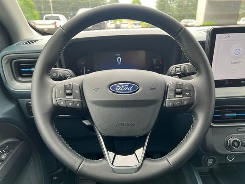New 2025 Ford Maverick Lobo image 26