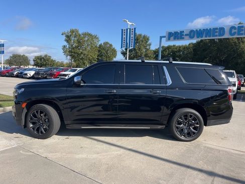 Used 2024 Chevrolet Suburban Premier w/ Max Trailering Package image 3