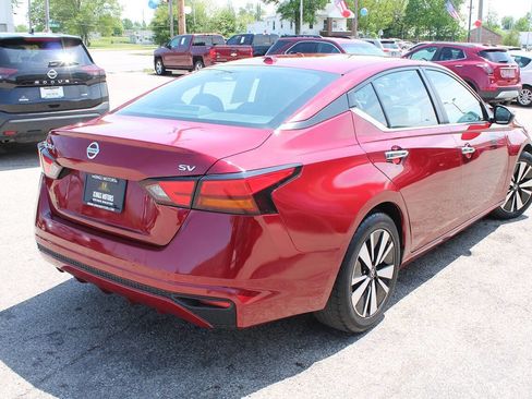 Used 2022 Nissan Altima 2.5 SV FWD image 5